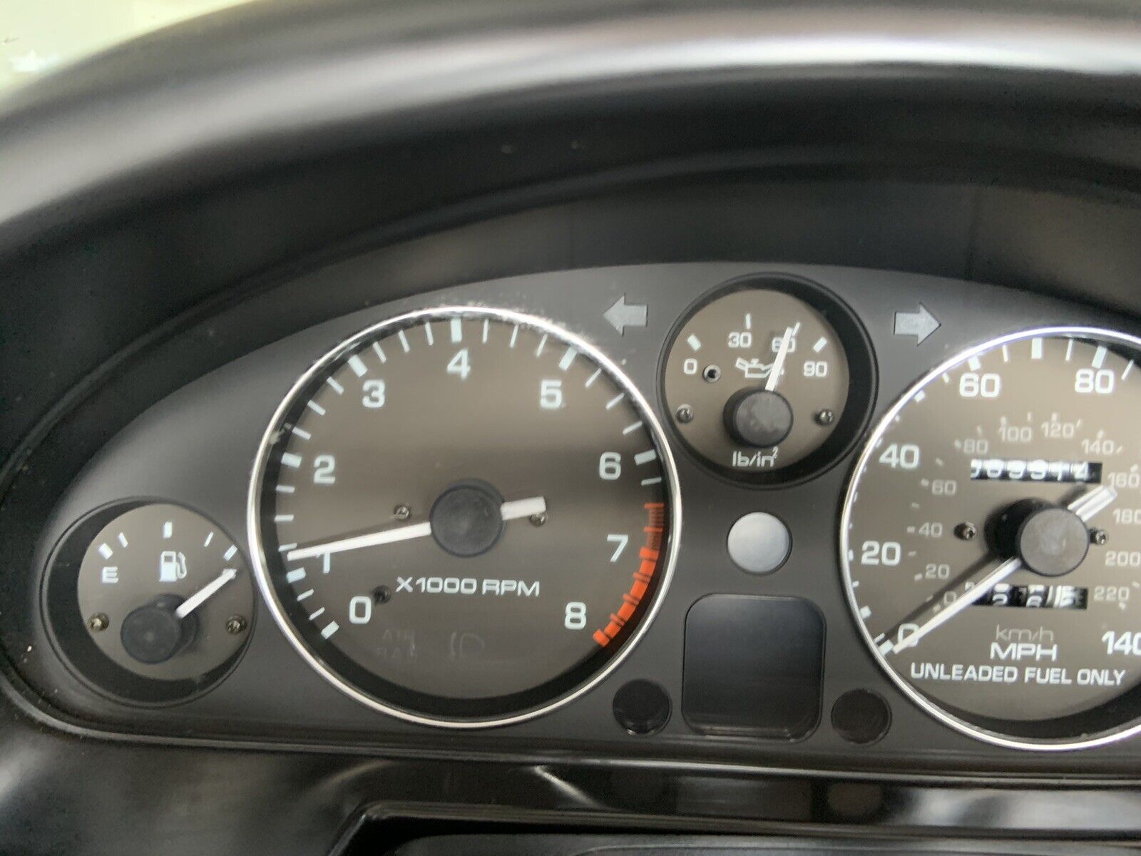 1991 MIATA Mazda RED CONVERTIBLE,5 speed, great condition,69k miles, garage kept