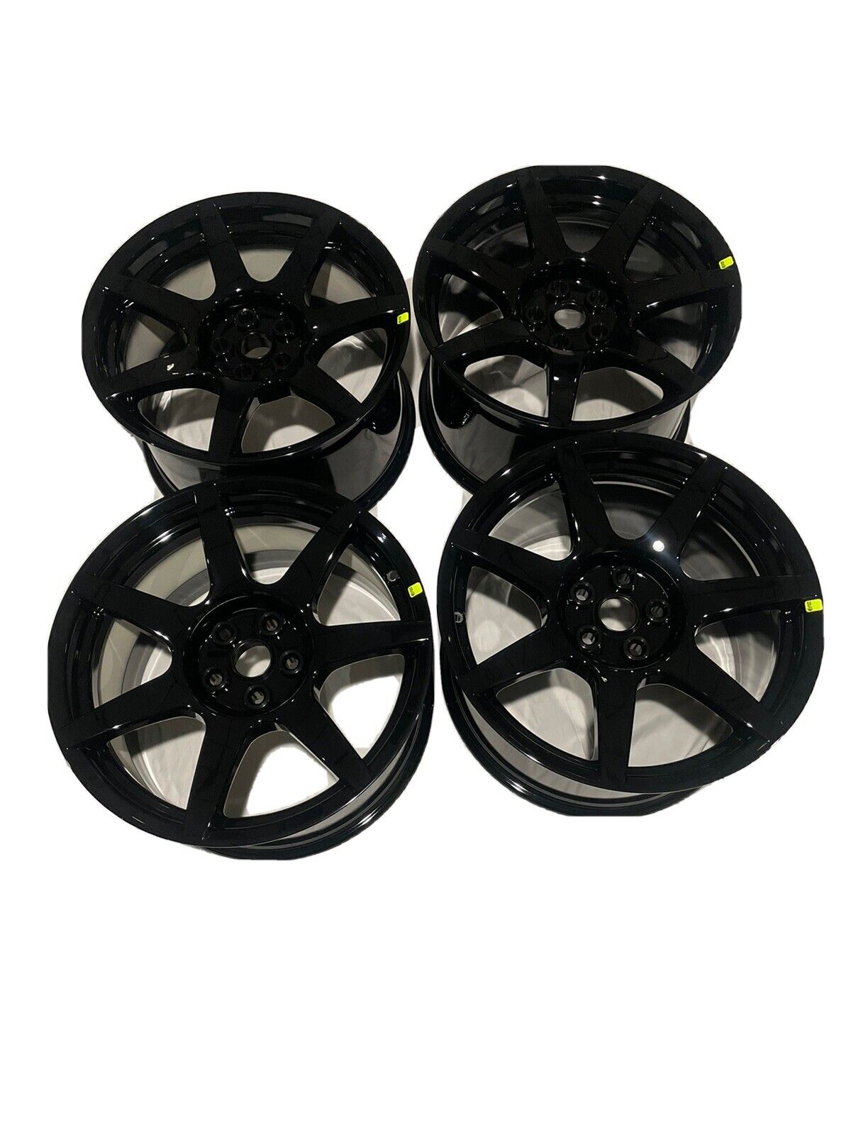 Brand new Set Of 4 Ford Mustang Shelby GT350R OEM Carbon Fiber Wheels.