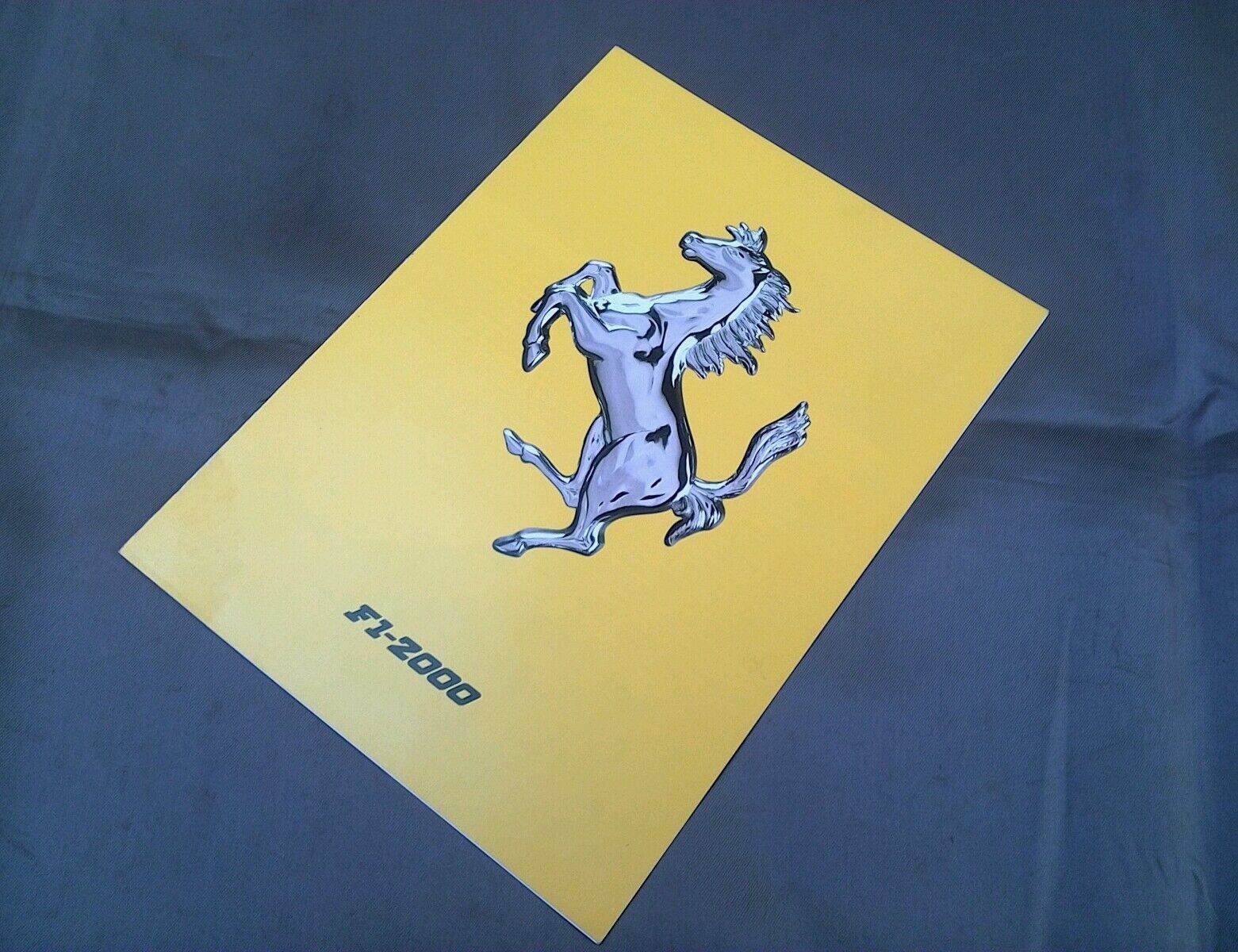 Ferrari F1-2000 Formula 1 advertising brochure original Michael Schumacher Barri
