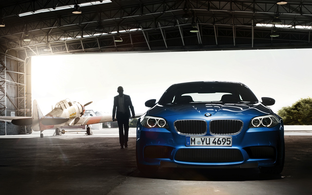 2012 BMW M5 Wallpaper