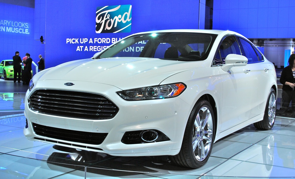 2012 Detroit: 2013 Ford Fusion