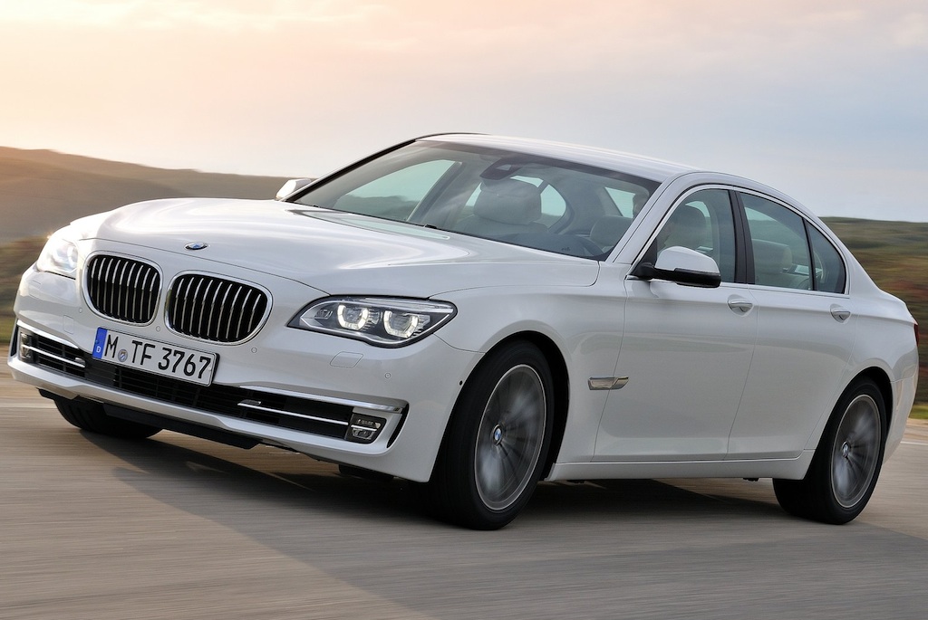 2013 BMW 7-Series Front 3/4 Left In Motion