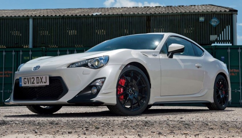 Toyota TRD GT86 Special Edition Front 7/8 View