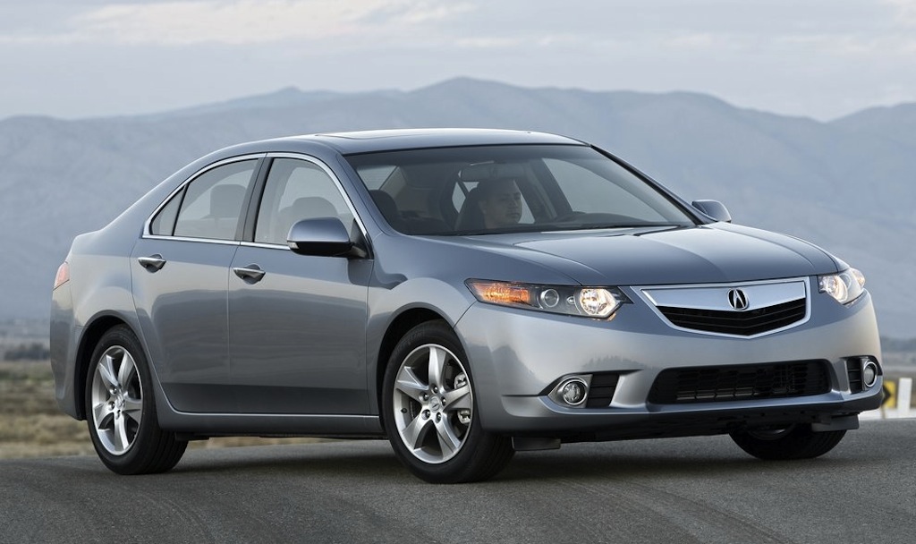 2013 Acura TSX Front 7/8 View