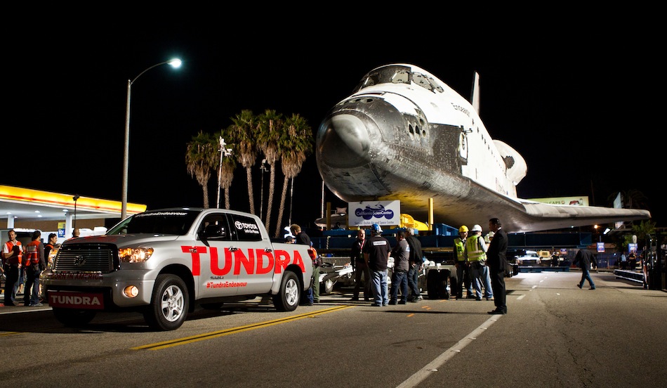 Toyota Tundra helps tow Endeavour Side View