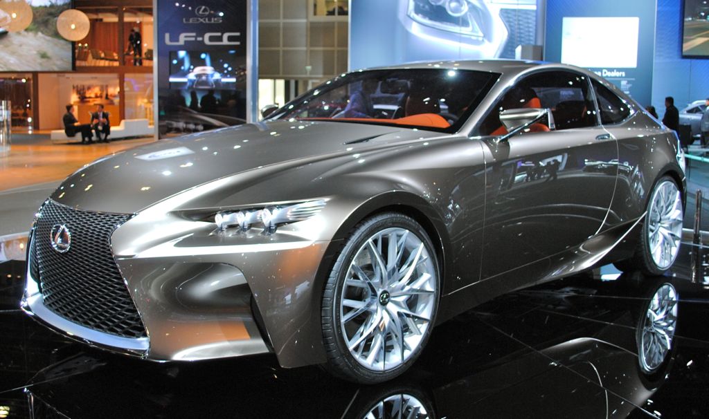 2012 LA: Lexus LF-CC Concept Main