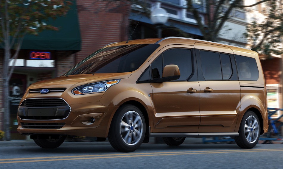 2014 Ford Transit Connect Wagon Front 7/8 Action View