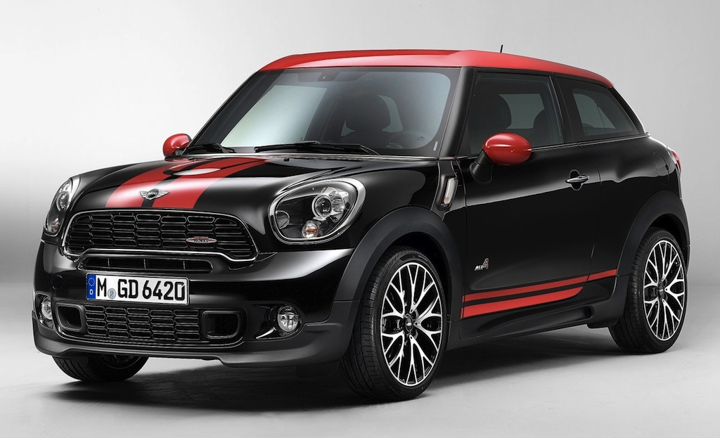 2014 Mini John Cooper Works Paceman Front 7/8 View