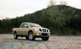 2006 Nissan Titan Front 3-4 Right Low Angle