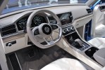 2013 Detroit: Volkswagen CrossBlue SUV Concept Driver Side Interior