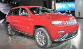 2014 Jeep Grand Cherokee Front 7/8 View