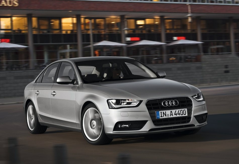 2013 Audi A4 Front 3-4 Right Cruising