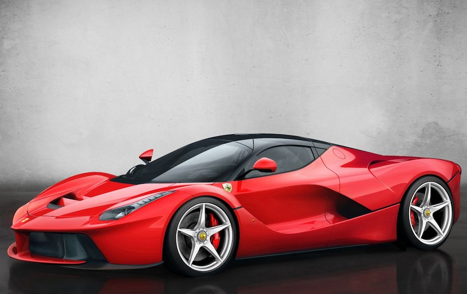2014 Ferrari LaFerrari Front 7-8 Left