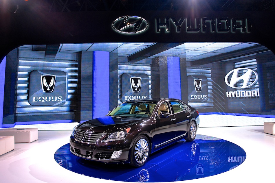 2014 Hyundai Equus NYIAS Display