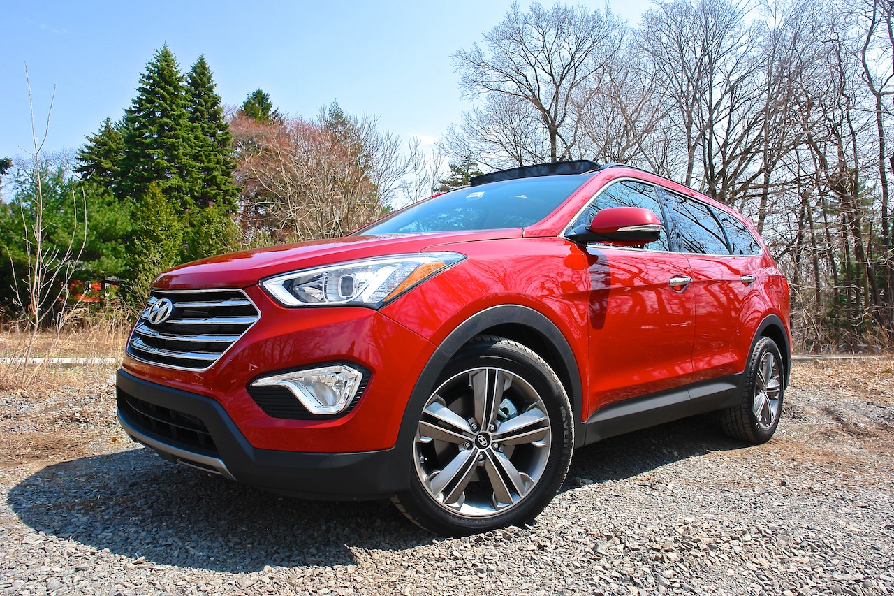 First Review - 2013 Hyundai Santa Fe Limited AWD Front 3-4 Left Profile