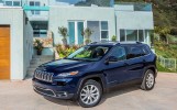 2014 Jeep Cherokee Front 3-4 Left Driveway