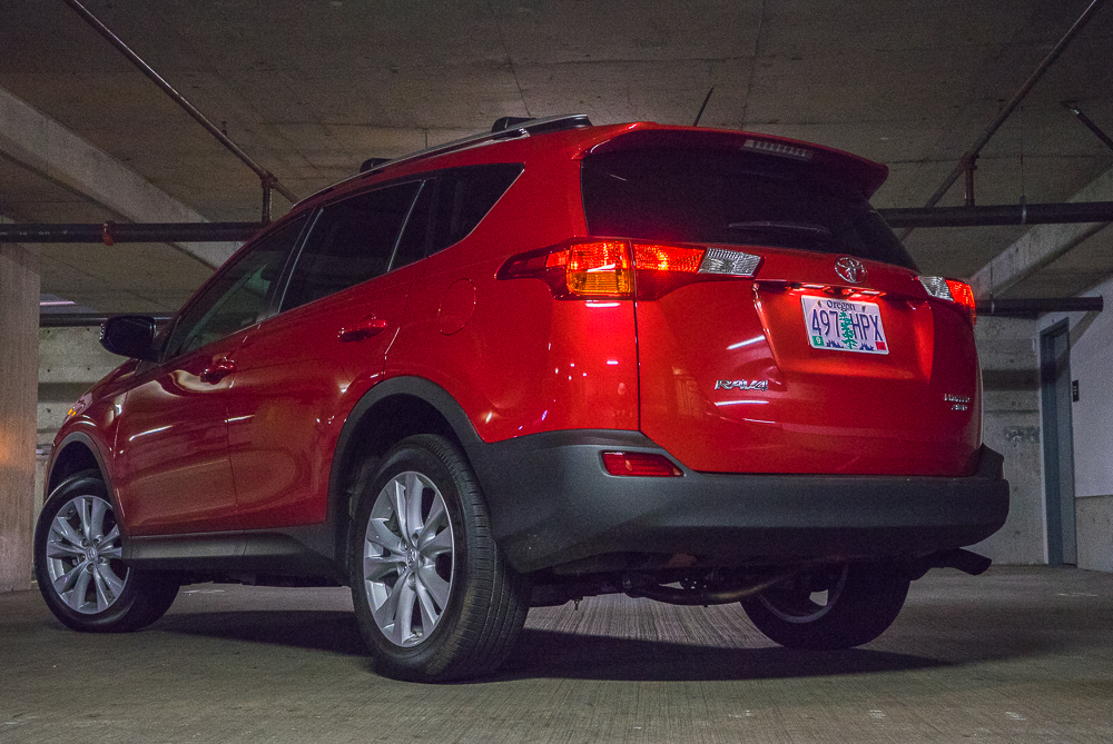 First Drive: Behind the wheel of the 2016 Toyota RAV4