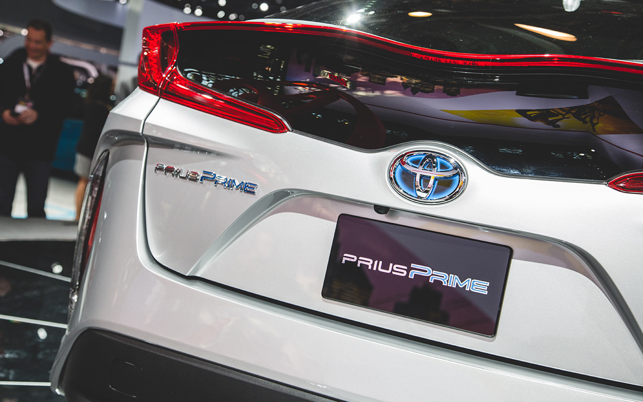 2016 New York - 2017 Toyota Prius Prime