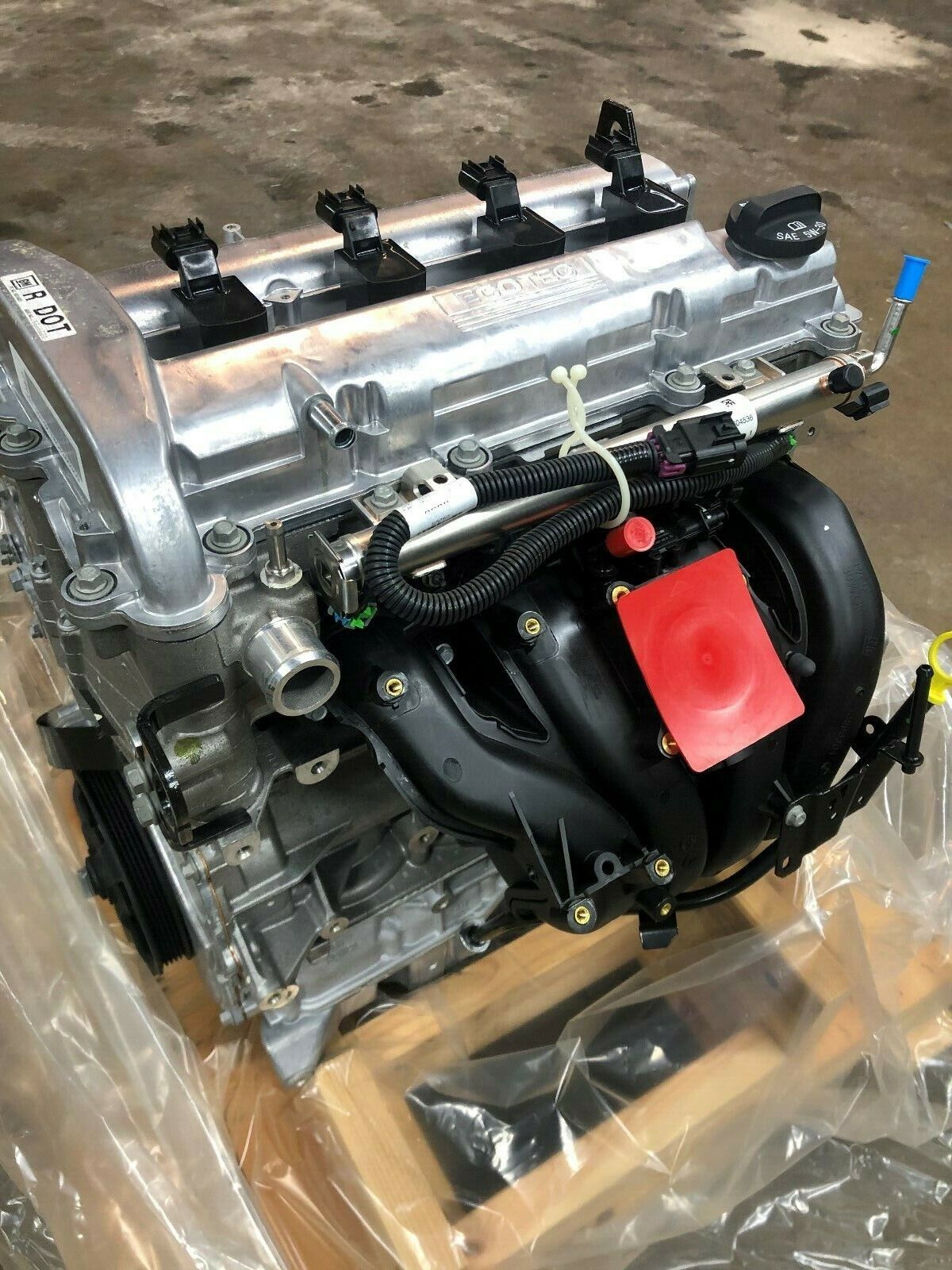 Genuine GM 2.2L L61 Ecotec Engine Premium Long Block Assembly 07-08