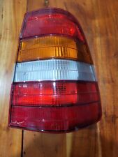 RIGHT TAILLIGHT MERCEDES BENZ E-CLASS 1994 1995 124 820 32 64 R OEM picture