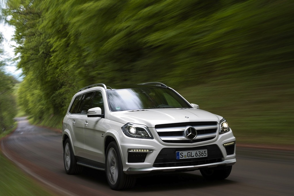 2013 Mercedes-Benz GL63 AMG Front 3/4 Right In Motion