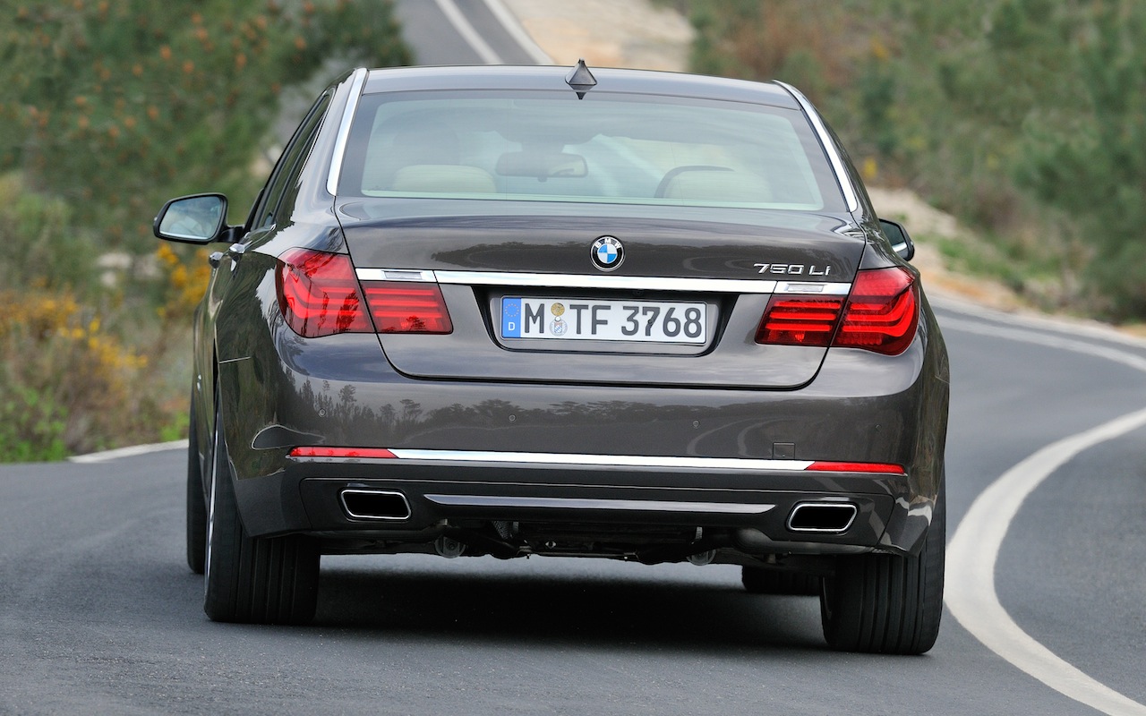 2013 BMW 750 Li Rear Angle