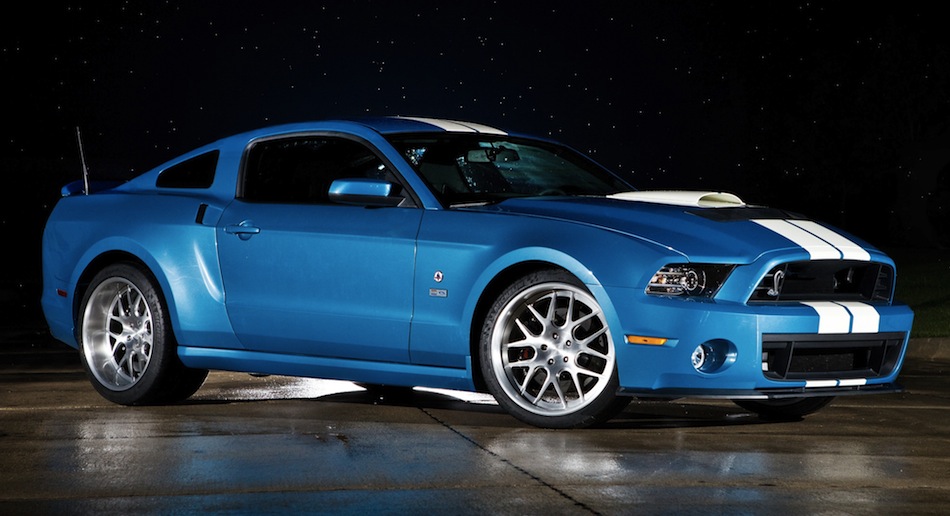2013 Ford Shelby GT500 Cobra Front 7/8 View