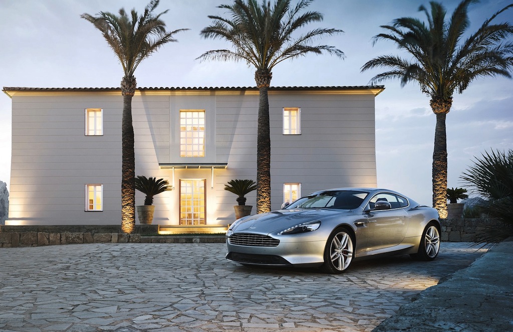 2013 Aston Martin DB9 Coupe Front 7/8 View