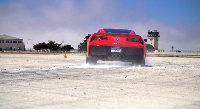 2014 Chevroelt Corvette Stingray Z51 Test Video MotorTrend