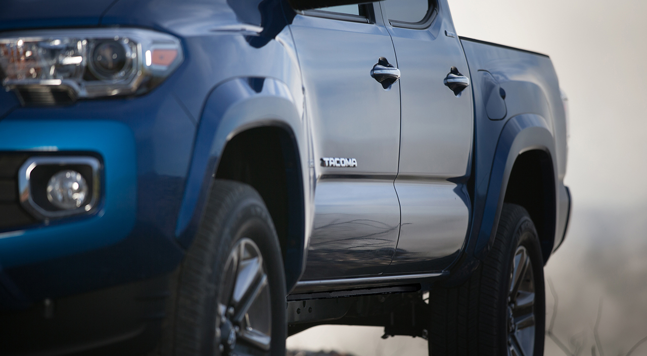 Looks like Tacoma has been hitting the gym. The all-new 2016 #Tacoma.