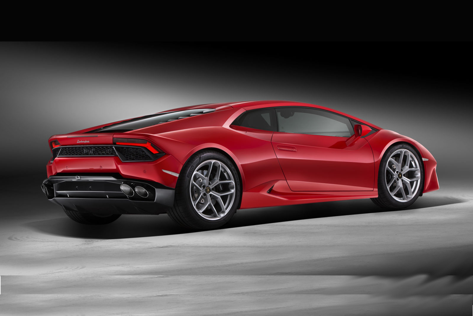 2015 LA - 2016 Lamborghini LP 580-2