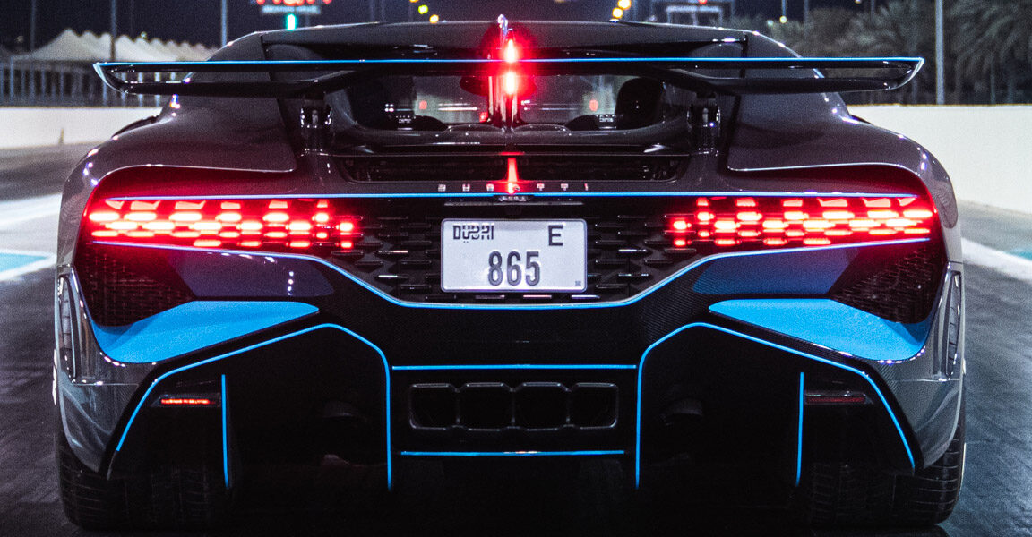 How fast is a 10 Million Dollar Bugatti Divo down the 1/4 Mile?
